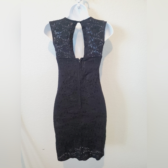 💚5/$25 Poof! Black Stretchy Lace Overlay Bodycon Mini Dress Size Small Tight - Picture 6 of 8